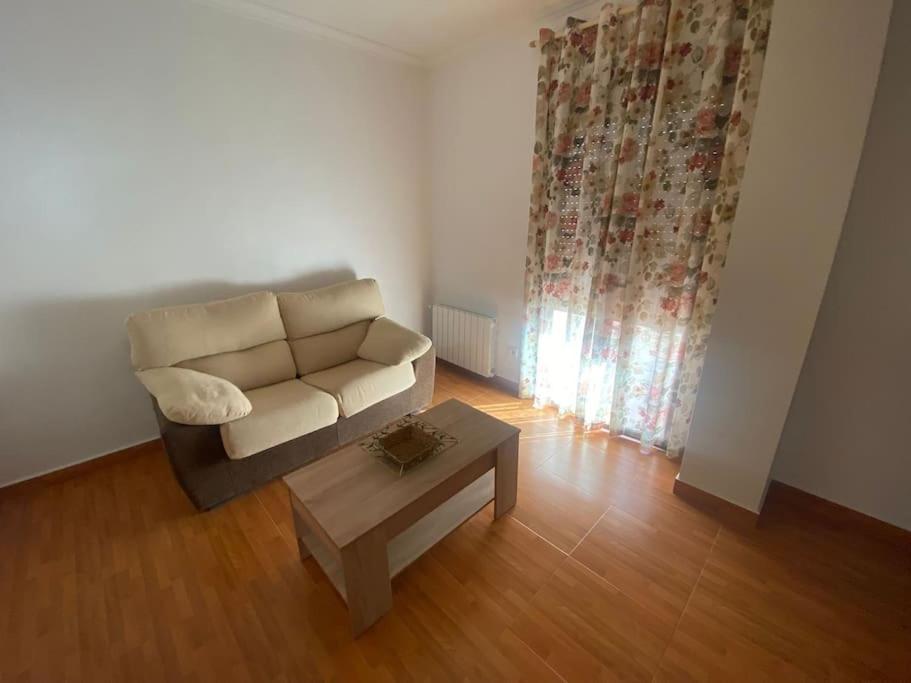 Agradable Casa Con Chimenea Interior Y Barbacoa. Villa Graja de Iniesta Kültér fotó