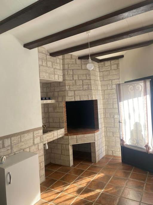 Agradable Casa Con Chimenea Interior Y Barbacoa. Villa Graja de Iniesta Kültér fotó